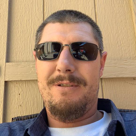 Meet your Posher, Chris - Picture 1 of 1